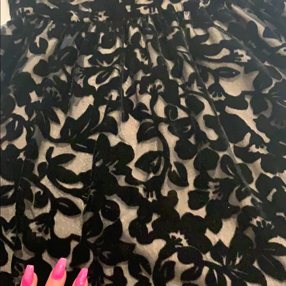 Black crushed velvet high neck open back dress - Picture 3 of 8